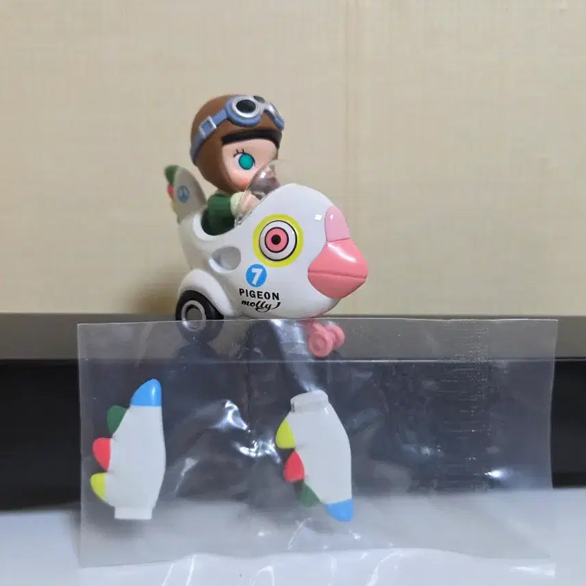 [BUNJANG] Molly Parrot Airplane Figure / 앵무새비행기 몰리