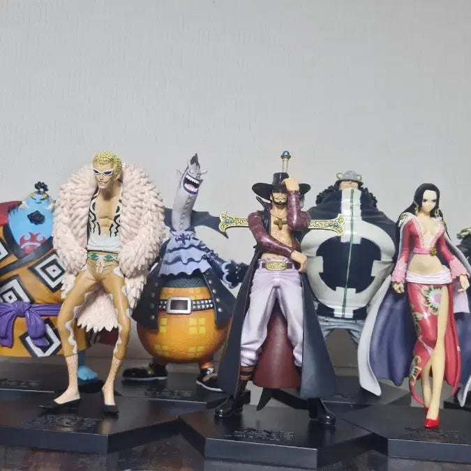 [BUNJANG] Banpresto One Piece DX Shichibukai Figure 8-Piece Full Set / 원피스 구반프 dx 왕하칠무해 피규어 8종 풀세트 판매합니다
