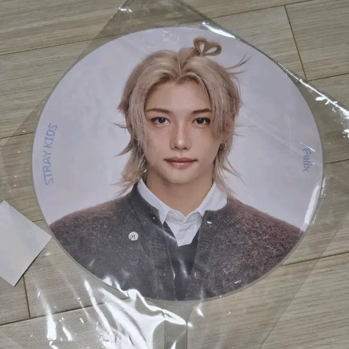 [BUNJANG] Stray Kids Felix STAY in Our Little House Uchiwa Fan (Sealed) / 미개봉)필릭스 용복 우치와 STAY in Our Little House 스트레이키즈