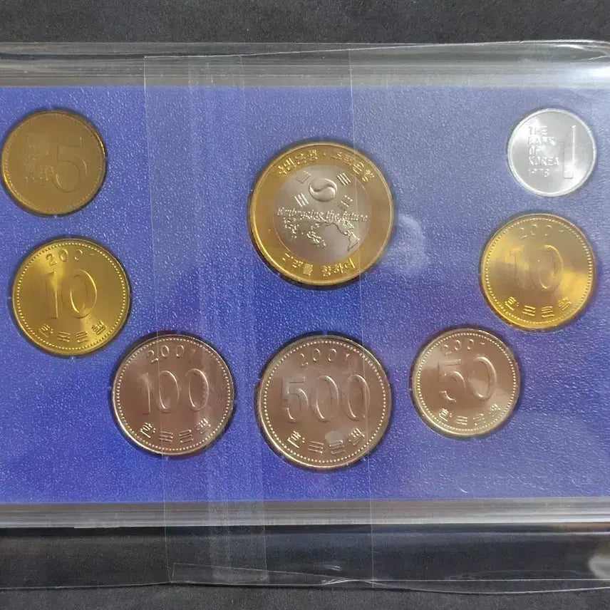 [BUNJANG] 2001 Kookmin Bank Merger Commemorative Coin Set (8 Types) / 2001년 국민 주택은행 합병 기념 주화 세트 8종 준미사용급