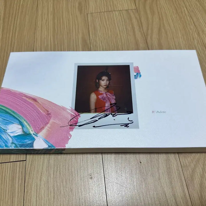 [BUNJANG] IU Palette Album Hand-signed Photocard / 아이유 팔레트 앨범 친필 Palette IU