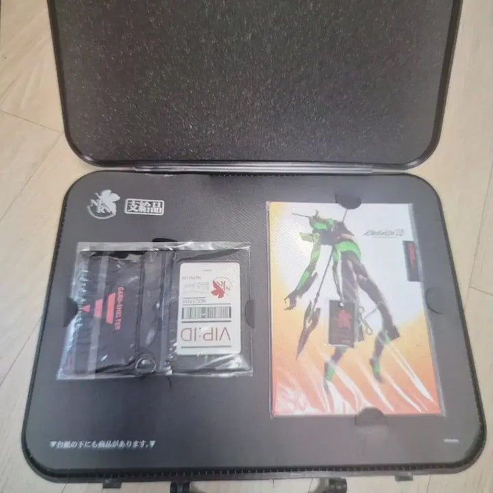[BUNJANG] Evangelion Limited Edition Classic Stationery Trunk Case Goods / 세제품 고전 한정판) 에반게리온 문구 세트 트렁크 케이스 굿즈