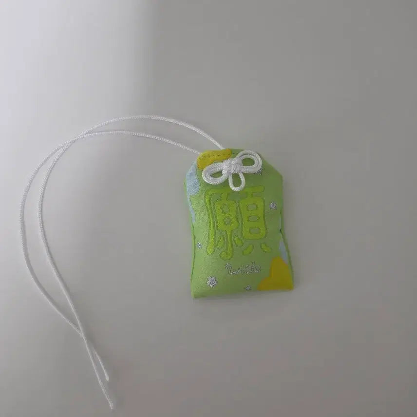 [BUNJANG] NCT WISH Omamori Charm / 엔시티위시 비공굿 오마모리 단순전시품