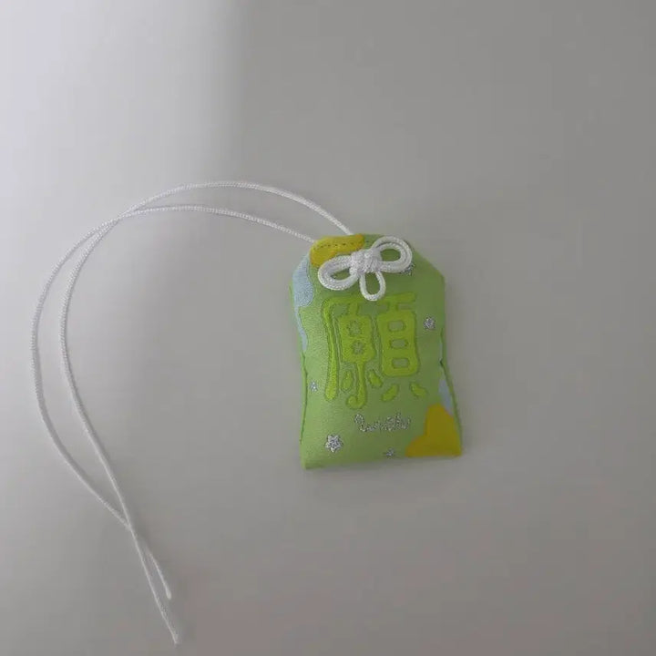 [BUNJANG] NCT WISH Omamori Charm / 엔시티위시 비공굿 오마모리 단순전시품