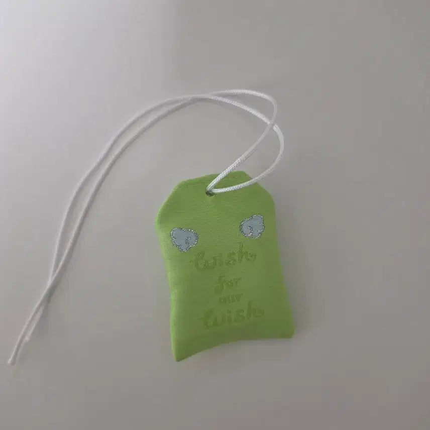 [BUNJANG] NCT WISH Omamori Charm / 엔시티위시 비공굿 오마모리 단순전시품