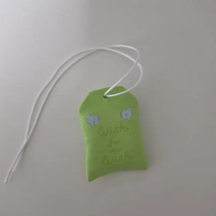 [BUNJANG] NCT WISH Omamori Charm / 엔시티위시 비공굿 오마모리 단순전시품