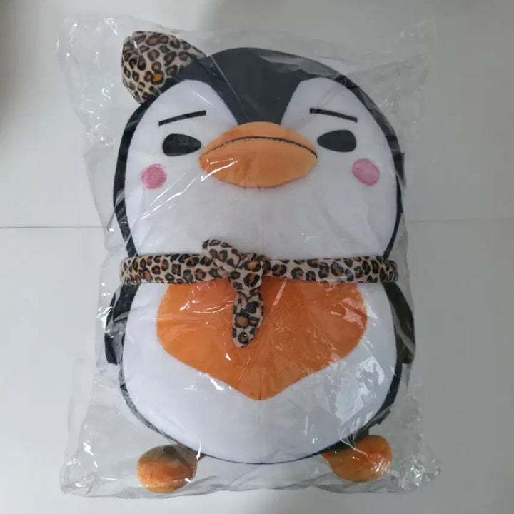 [BUNJANG] 2PM Junho Emperor Penguin Plush Doll (Sealed) / 이준호 미개봉 황제펭펭이인형