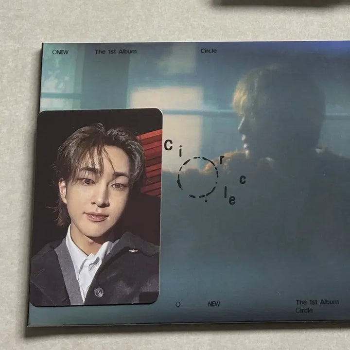 [BUNJANG] SHINee Onew JinKi Circle Digipack Album + Photocard / 샤이니 온유 진기 써클 디지팩 앨범+포카