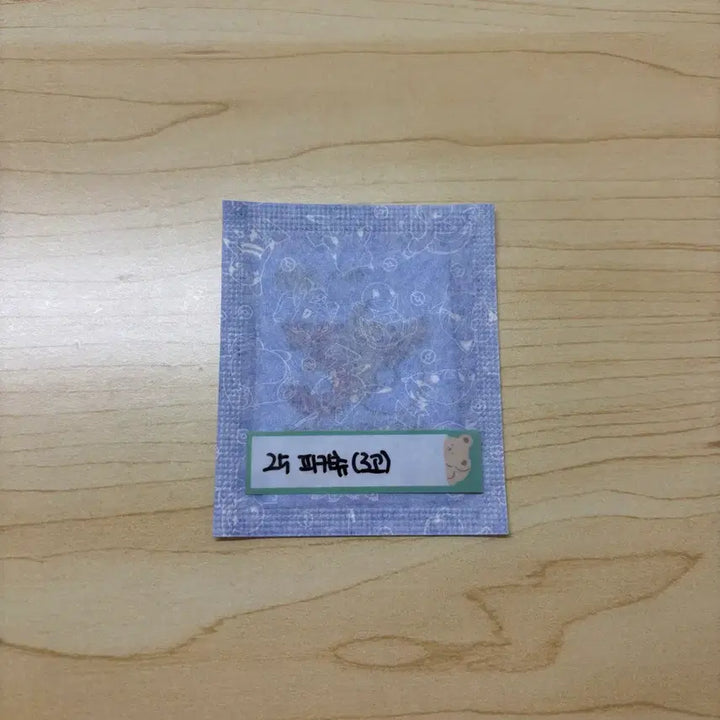 [BUNJANG] Pokemon 30th Anniversary Ttibsseal Pikachu / [피카츄] 포켓몬 시즌5 30주년 띠부씰