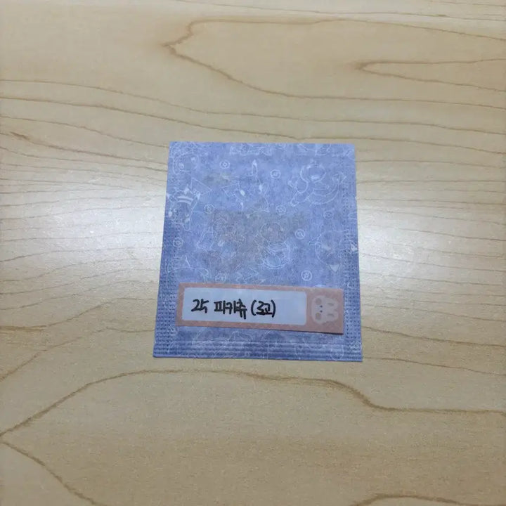[BUNJANG] Pokemon 30th Anniversary Ttibsseal Pikachu / [피카츄] 포켓몬 시즌5 30주년 띠부씰
