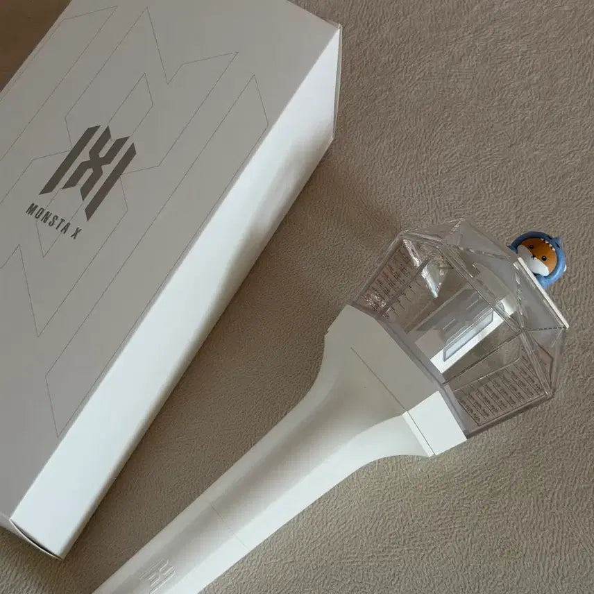 [BUNJANG] Monsta X Lightstick (Montong) + Ham Sang Seuk Charm Bundle Set / 몬스타엑스 응원봉 몬둥이 + 햄상슥 양도