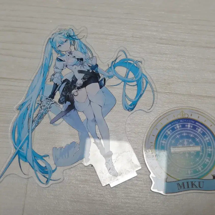 [BUNJANG] Hatsune Miku Acrylic Standee / 하츠네 미쿠 아크릴