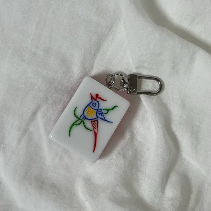 [BUNJANG] Hello Kitty Glitter Mahjong Charm / 헬로 키티 글리터 마작 키링
