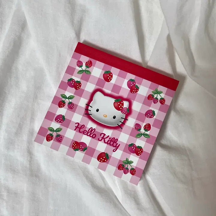 [BUNJANG] Hello Kitty Strawberry Mochi Memo Pad / 헬로 키티 문방구 딸기 떡 메모지