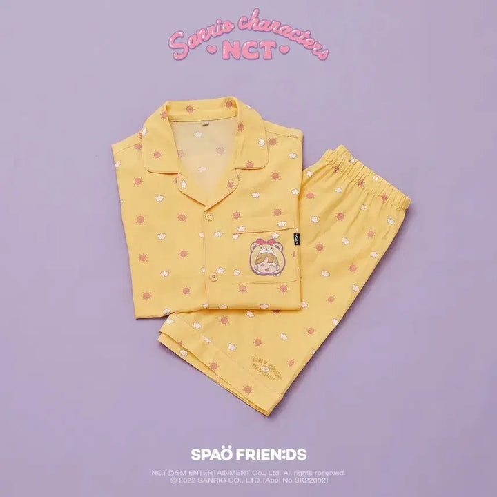 [BUNJANG] NCT Haechan SPAO Sanrio Summer Pajamas M Tiny Charm Photocard / 해찬 스파오 산리오 여름 잠옷 파자마 M 타이니참 엔시티 nct 포카