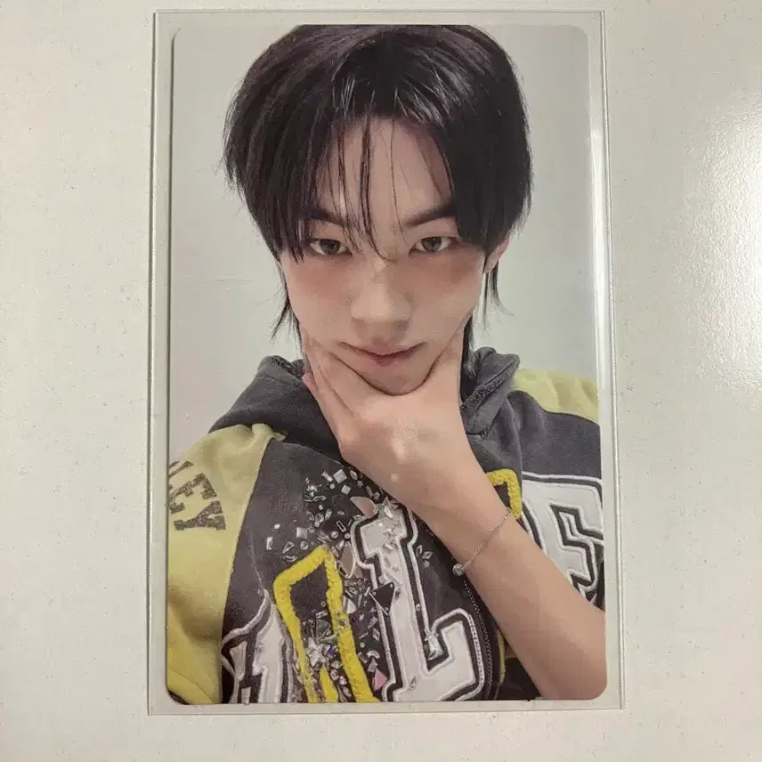 [BUNJANG] TWS Dohyun Agongbbang Lucky Draw Photocard Weverse / 투어스 도훈 아궁빵 럭키드로우 포카 위버스