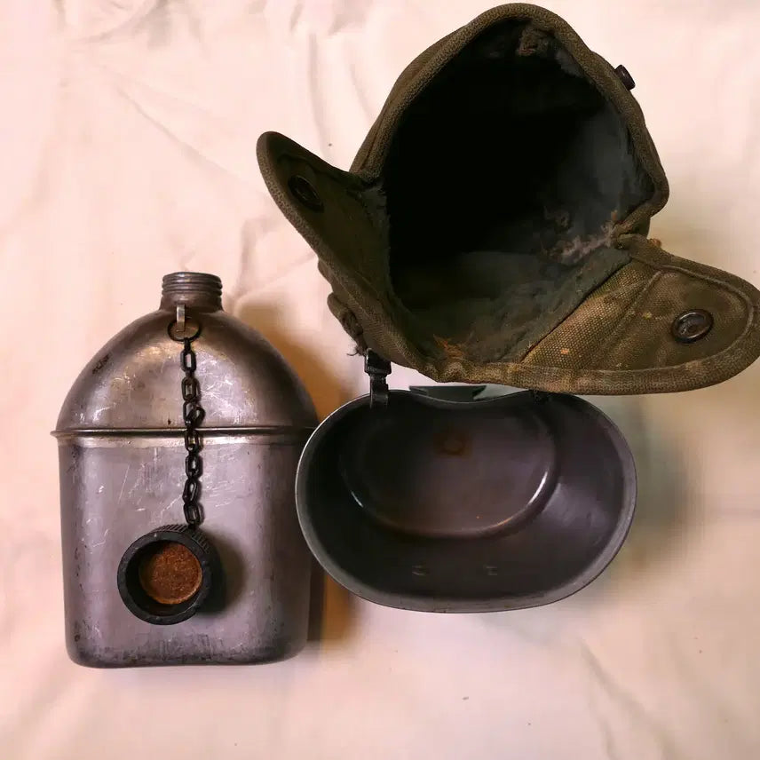 [BUNJANG] US Military M-1956 Canteen Set (1945/1963) / 베트남전 미군 M-1956 1945년 +1963년 수통 세트