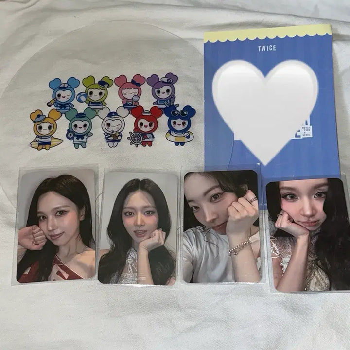 [BUNJANG] Twice Popup Bundle Set Photocard, Fan, Stamp Set / (일괄/택포) 트와이스 팝업 4만원 포카+부채