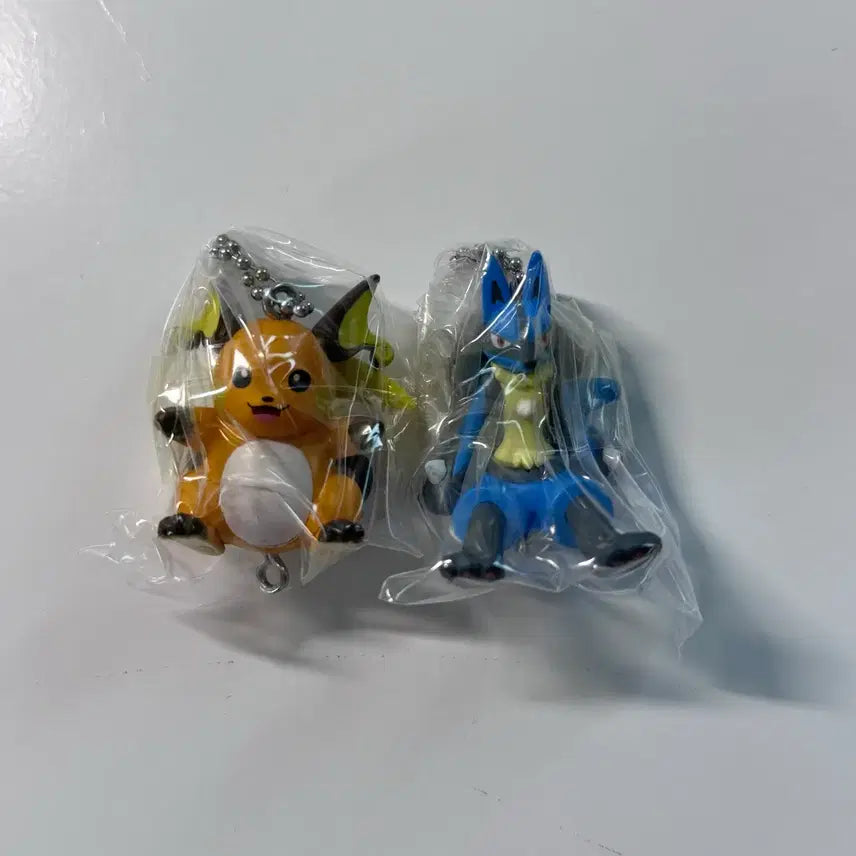 [BUNJANG] Pokemon Lucario Raichu Delong Gacha Figure Set / 포켓몬 루카리오 라이츄 데롱 가챠