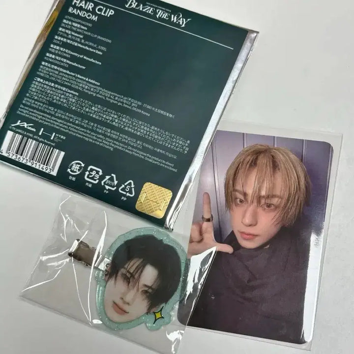 [BUNJANG] ENHYPEN Yuma Hair Clip TakI Incheon Concert Renezone Photocard Bundle Set / 앤팀 유마 헤어클립 타키 인천콘 르네존 포카 일괄 양도