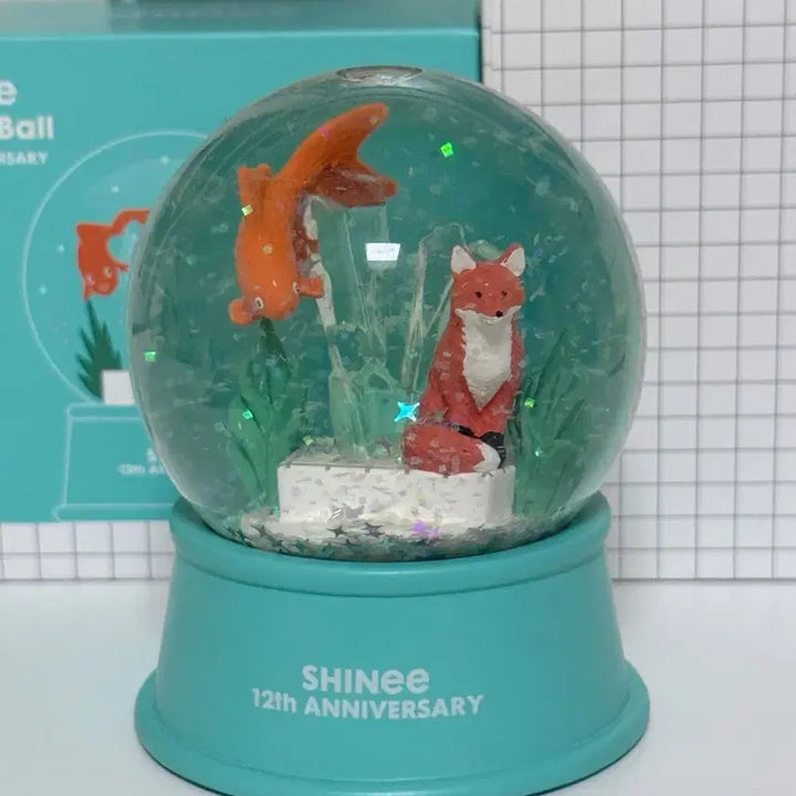[BUNJANG] SHINee 12th Anniversary Glitter Snow Globe / 샤이니 12주년 글리터볼 스노우볼