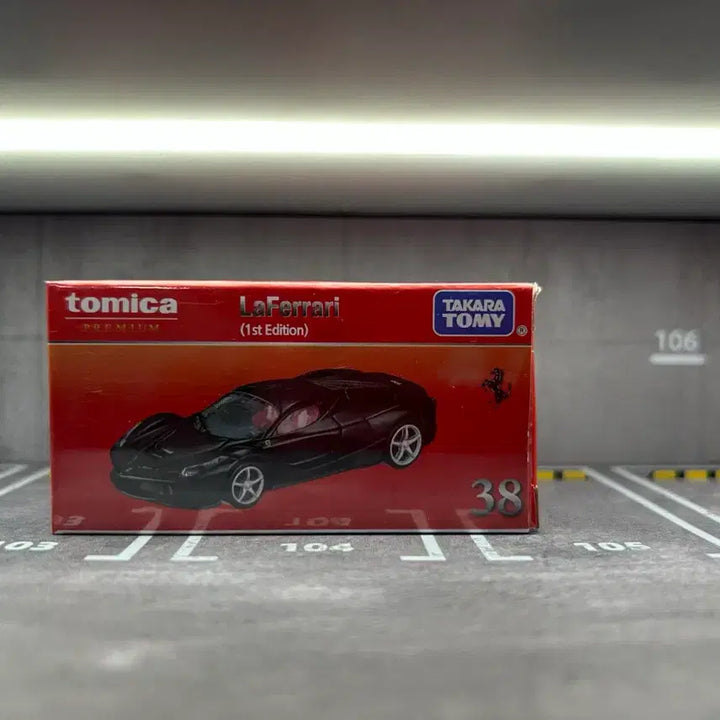 [BUNJANG] Tomica Premium 38 LaFerrari Nero Daytona (Limited Edition) / 토미카 프리미엄 38 라페라리 블랙 초회한정판 토미카 페라리