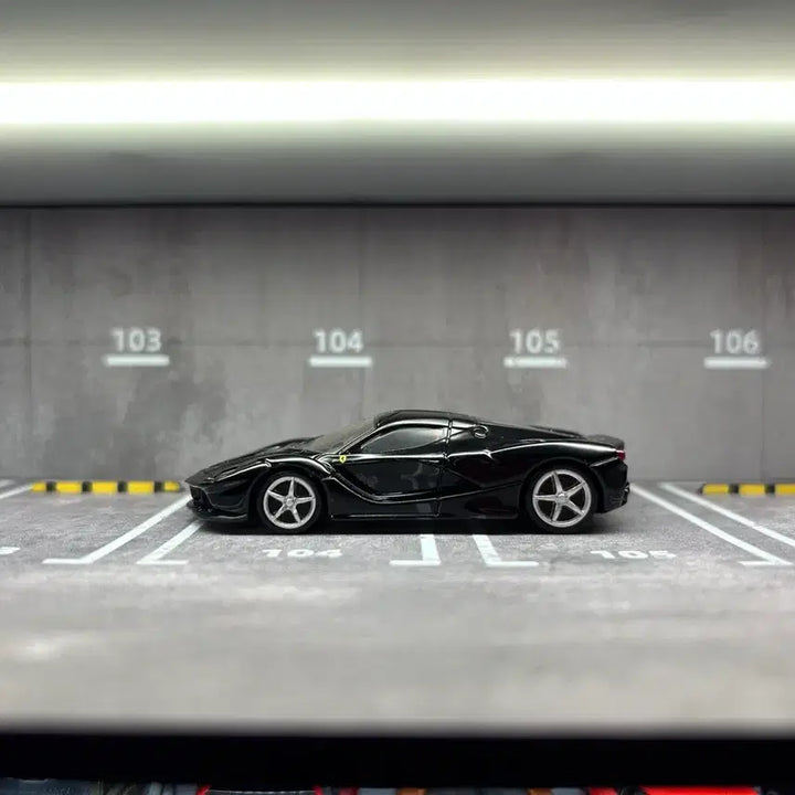 [BUNJANG] Tomica Premium 38 LaFerrari Nero Daytona (Limited Edition) / 토미카 프리미엄 38 라페라리 블랙 초회한정판 토미카 페라리