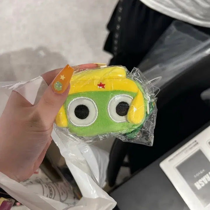 [BUNJANG] Keroro Carabiner Pouch Case for AirPods (Sealed) / 미개봉)케로로 카라비너 파우치 케이스 에어팟
