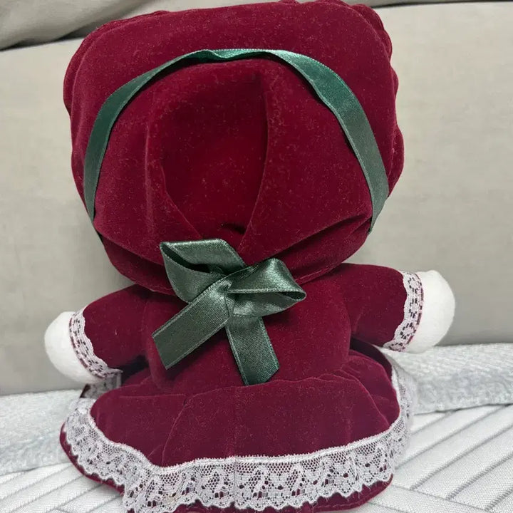 [BUNJANG] Classic Kitty Velvet Ribbon Deep Red Plush Doll / 고전키티 키티 박스 포함 벨벳 리본 딥레드 인형