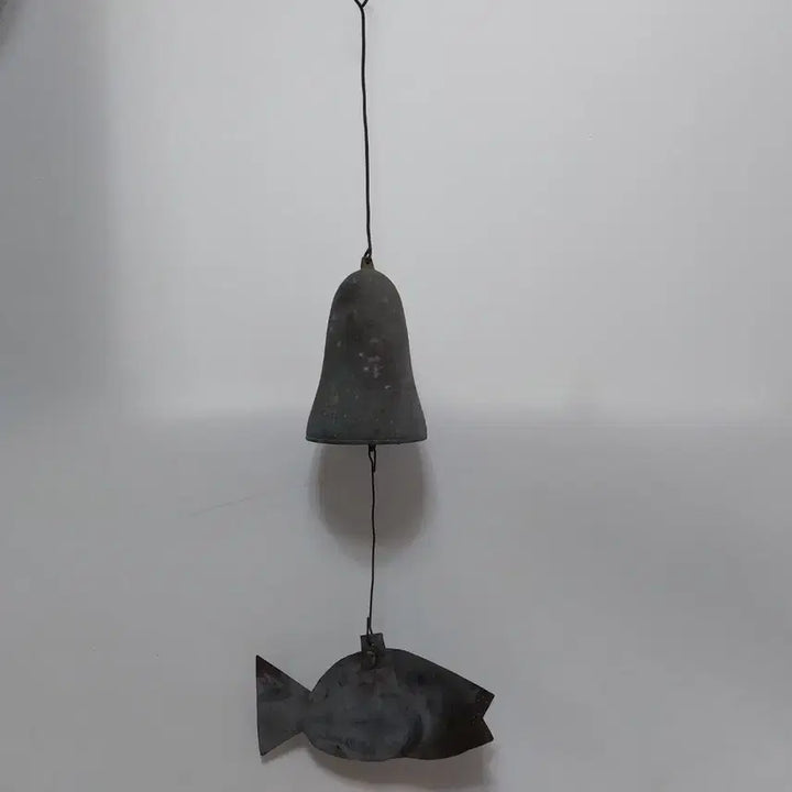 [BUNJANG] Antique Brass Wind Chime (Bungeo Jong) / 오래된 동 풍경종- 동종. 붕어종 . 민속품 . 만물당