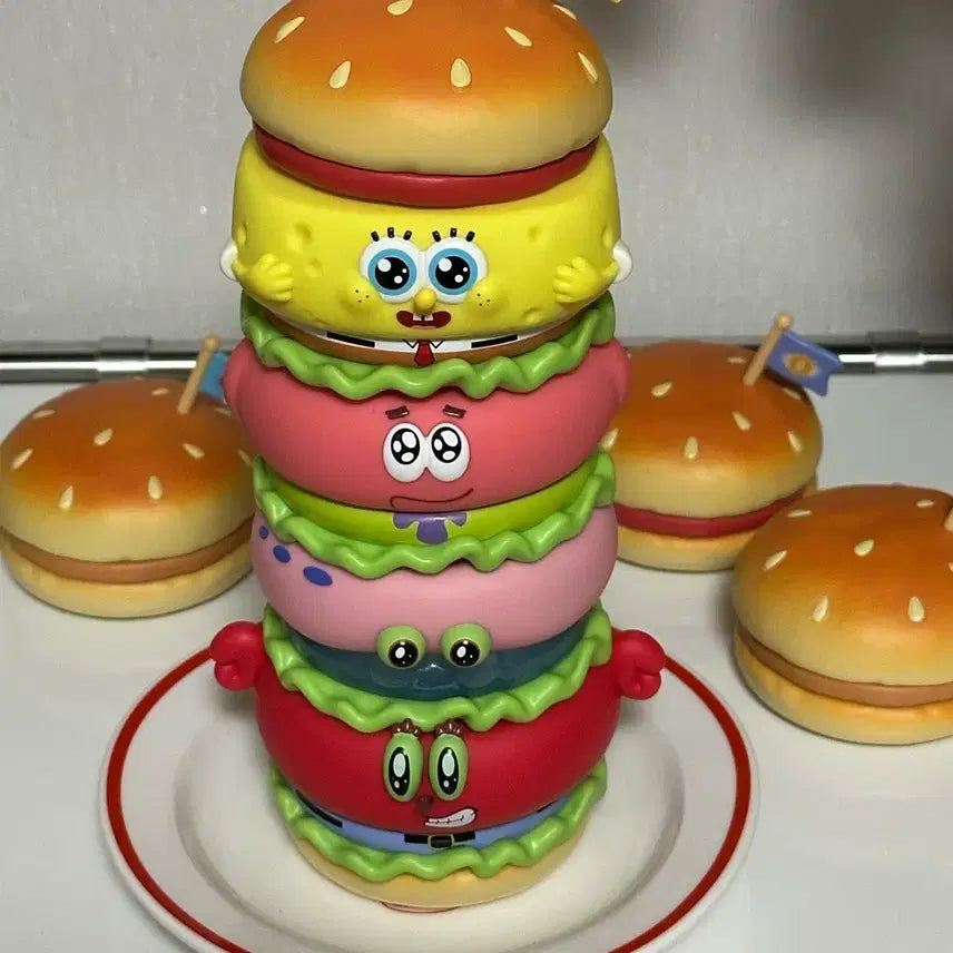 [BUNJANG] Pop Mart SpongeBob SquarePants Hamburger Mood Lamp Figure Set / 팝마트 스폰지밥 팝마트 스펀지밥 피규어 스펀지밥 무드등 스펀지밥 햄버거