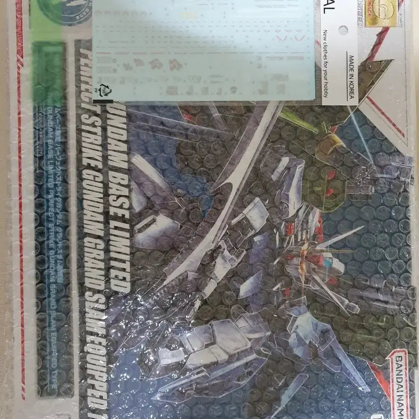 [BUNJANG] Gundam Base Limited MG Perfect Strike Gundam Model Kit with Delphi Decals / 건담 베이스 한정 MG 퍼펙트 스트라이크(델피데칼 포함) 팝니다