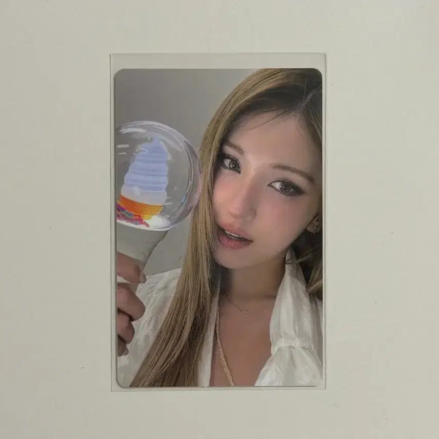 [BUNJANG] I.O.I Somi Photocard / 아이오아이 소미 응원봉 포카