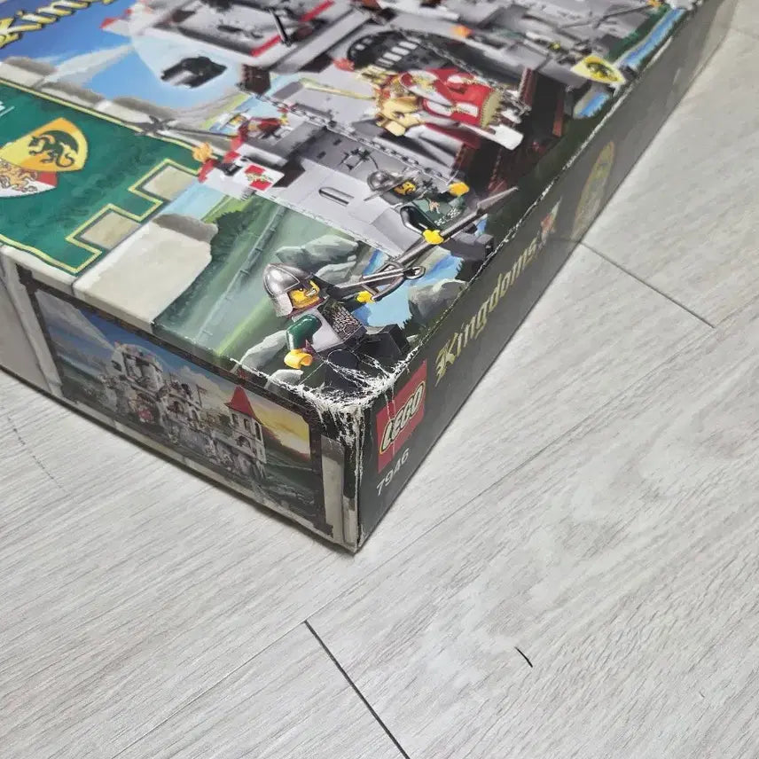 [BUNJANG] LEGO Kingdoms Medieval Castle 7946 (Sealed) / 레고 킹덤 중세성 7946 미개봉 새제품