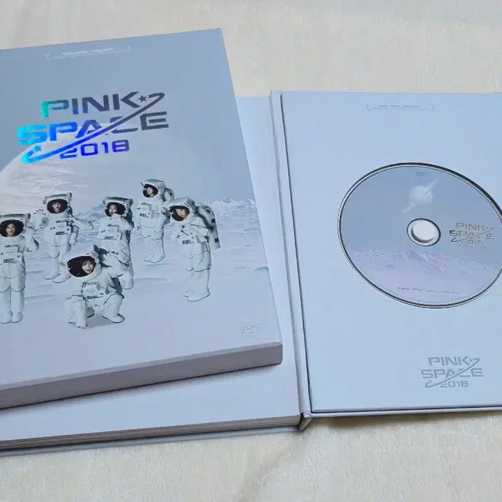 [BUNJANG] Apink Pink Space Concert DVD / [모든 멤버 포카 포함] 에이핑크 Pink Space 콘서트 DVD