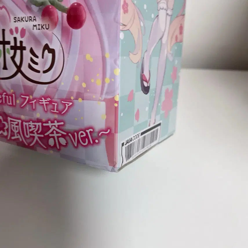 [BUNJANG] Sakura Miku Coreful Teahouse Figure (Unsealed) / 사쿠라 미쿠 코어풀 찻집 피규어 미개봉