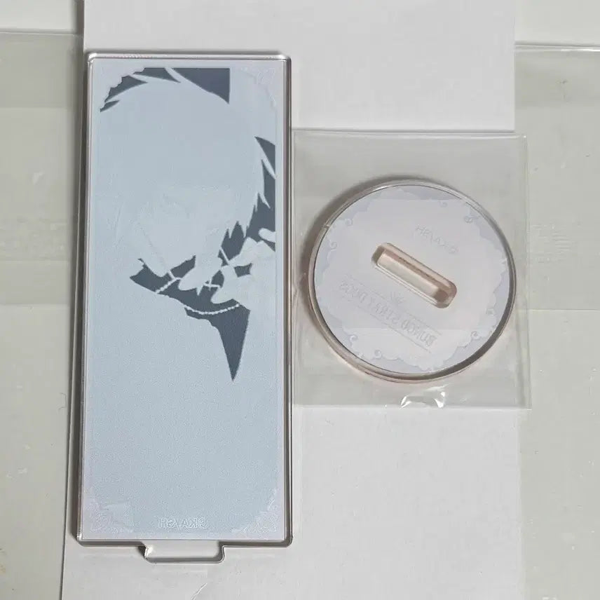 [BUNJANG] Akutagawa Acrylic Stand (Outer Vinyl Opened) / 아쿠타가와 아크릴 스탠드 (겉비닐만 개봉)