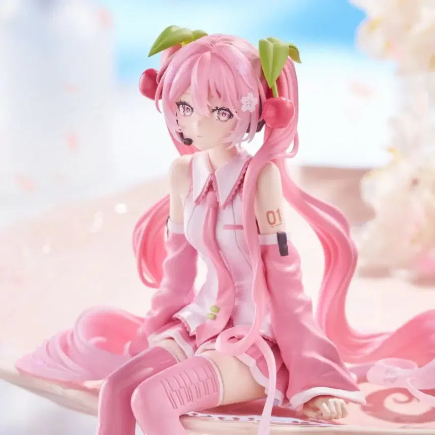 [BUNJANG] FURYU Hatsune Miku Sakura Miku 2026 Noodles Stopper Figure (Sealed) / [미개봉] 후류 하츠네 미쿠 사쿠라 미쿠 2026 누들스토퍼 피규어