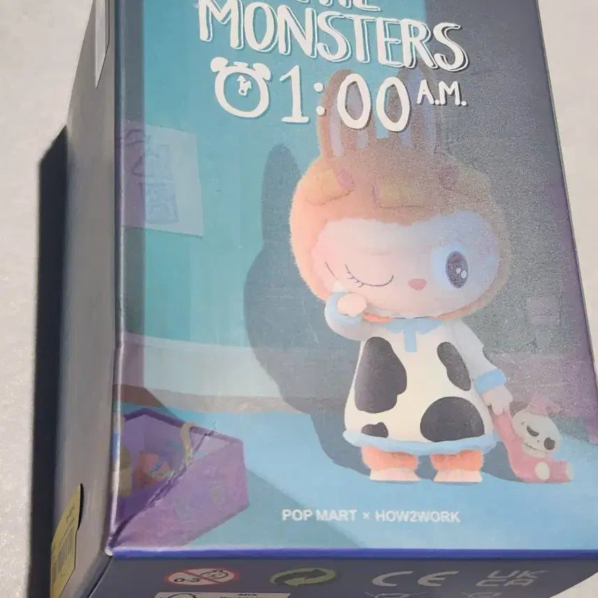 [BUNJANG] Pop Mart Labubu "A Little Nervous" Series "Hug of the Hour" Figure (Sealed) / (미개봉)팝마트 라부부 새벽 한 시 시리즈 포옹의 시간