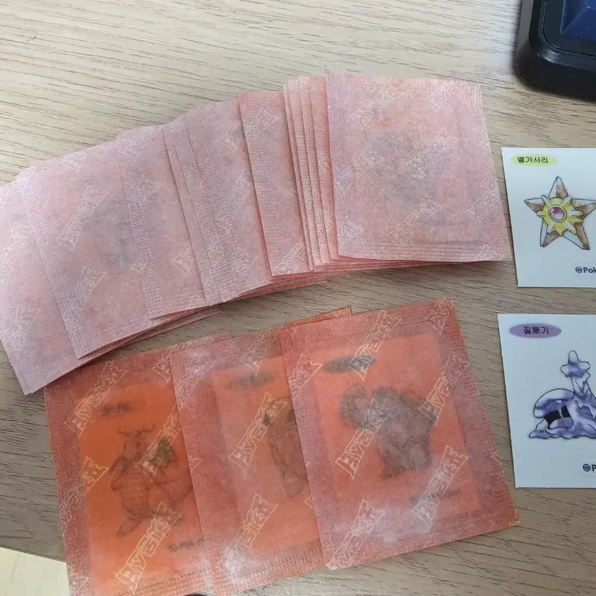 [BUNJANG] Pokemon Sticker Art 30th Anniversary Dragonite &amp; 29 Others / 포켓몬 띠부씰 아트워크 30주년 망나뇽 등 21장 교환 판매