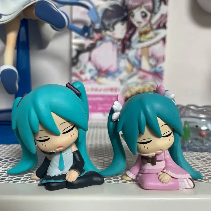 [BUNJANG] Hatsune Miku Shoulder Gacha Capsule Toy Bundle Set / 하츠네 미쿠 어깨쿵 가챠 캡슐토이 일괄