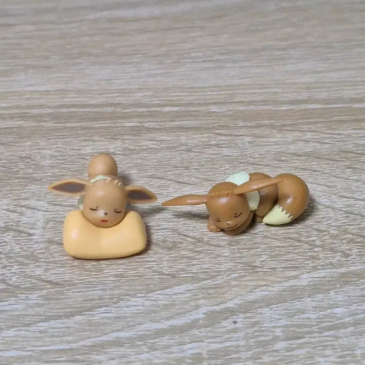 [BUNJANG] Pokemon Sleeping Eevee Gacha Figure Set / 포켓몬 피규어 가챠 잠자는 이브이 세트