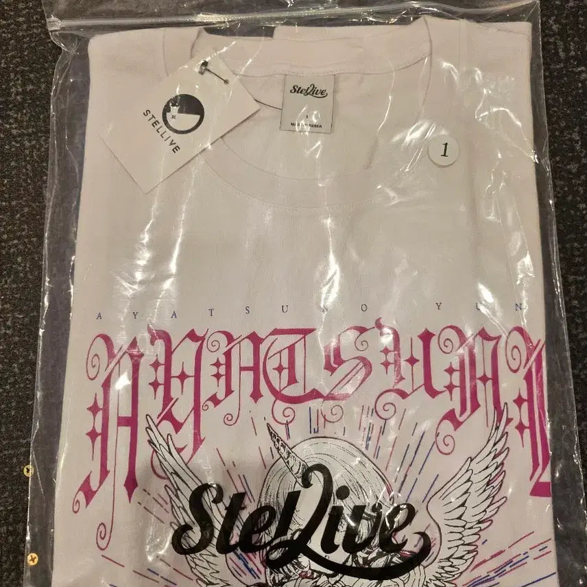 [BUNJANG] Stellive Short-Sleeve T-Shirt White Size 1 / 1사이즈 스텔라이브 반팔 티셔츠 화이트 유니