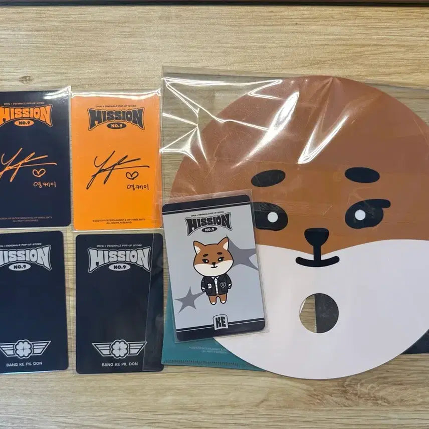 [BUNJANG] DAY6 Young K DENIZENS Pop-Up Bundle Set: Photocard, Fan, Photo Cards, Bracelet / 데이식스 영케이 데니멀즈 팝업 4만원 특전 포카 입장 부채 증사 일괄