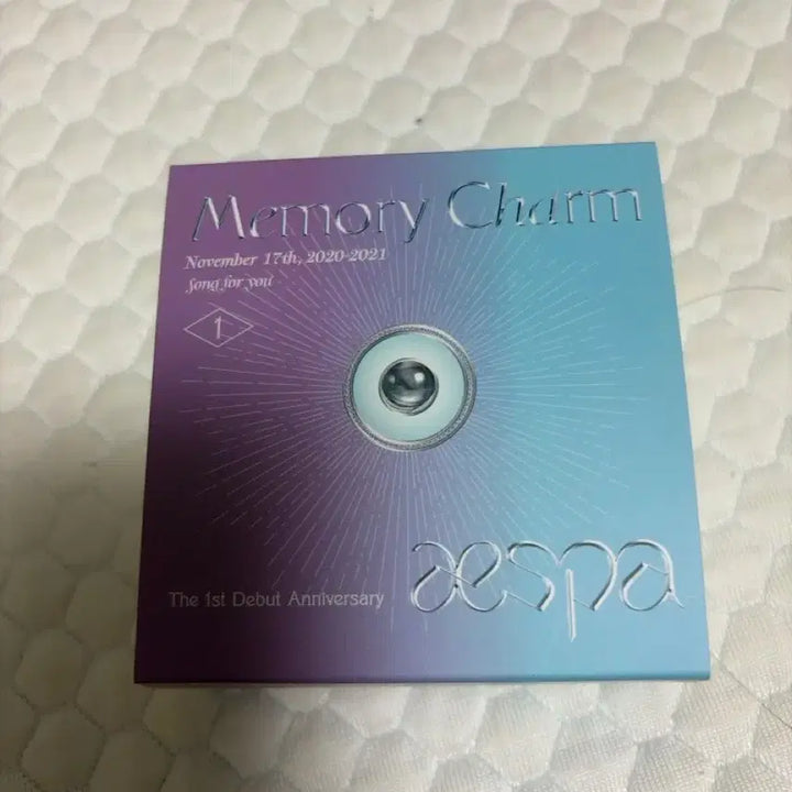 [BUNJANG] Aespa Karina 1st Anniversary Memory Charm, Memory Frame, Aurora Glass Bundle Set / 에스파 데뷔 1주년 메모리 참,메모리 프레임,오로라 글래스 양도