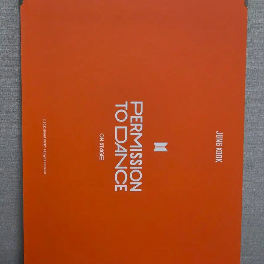 [BUNJANG] BTS Jungkook Permission to Dance Premium Photo / 정국 퍼투댄 프리미엄 포토 (개봉)