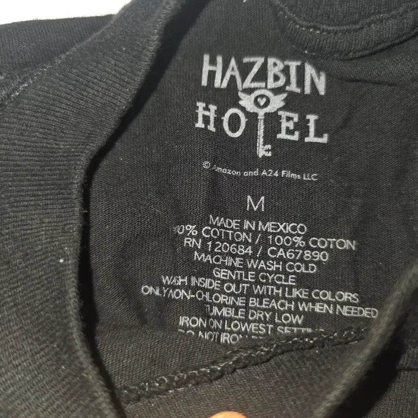 [BUNJANG] Hazbin Hotel Season 2 Short Sleeve T-Shirt / 해즈빈 호텔 공식 시즌2 반팔 티셔츠