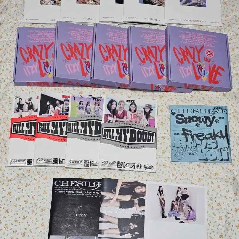 [BUNJANG] ITZY Album Photobook &amp; CD Bundle / 있지 앨범 판매합니다