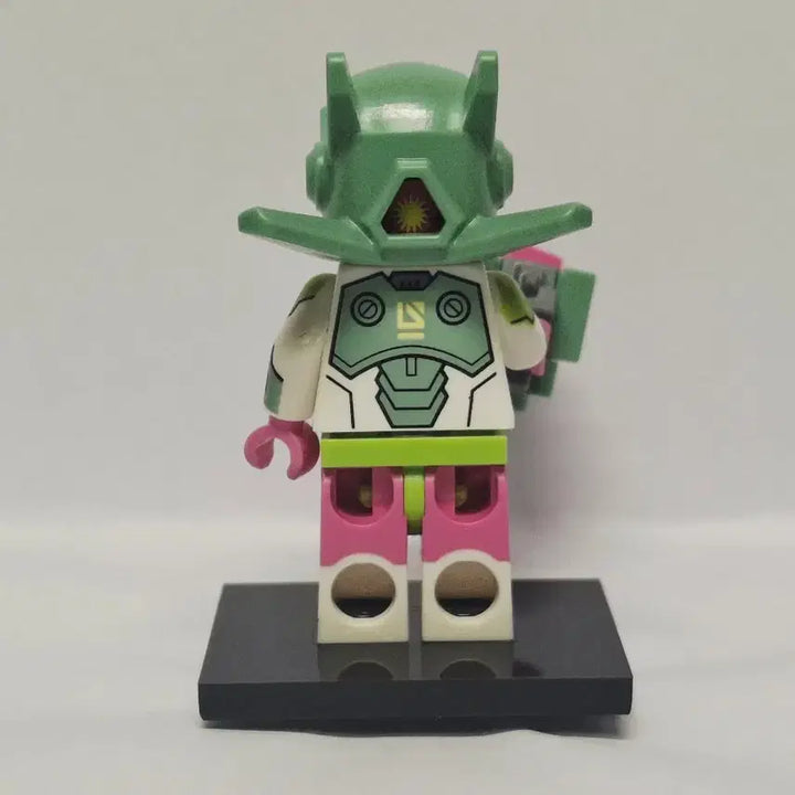 [BUNJANG] LEGO Minifigures Series 24 Robot Warrior / 레고 미니피규어 24 로봇 워리어 팝니다