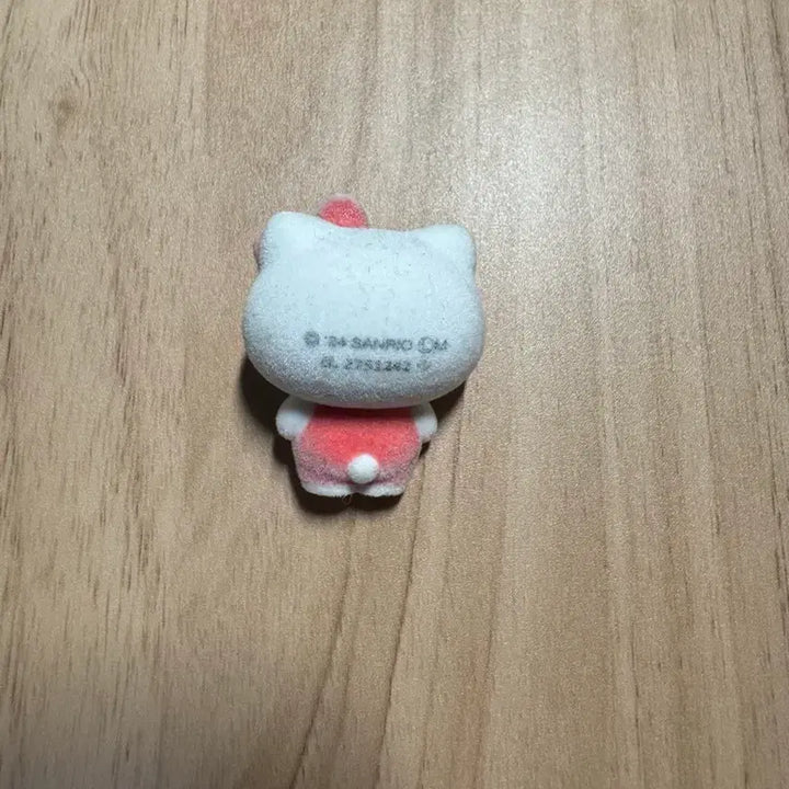 [BUNJANG] Sanrio Fluffy Mascot Gacha Figure Hello Kitty (Unsealed) / [개봉] 산리오 플로키 마스코트 가챠 피규어 헬로키티